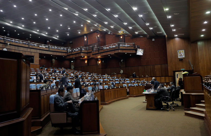 Lawmakers meet Monday at the National Assembly. Source: The Cambodia Daily