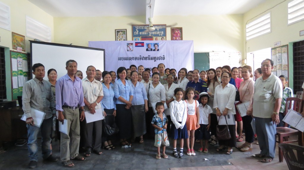 Mothers received information on the impacts of road crashes on society and their families, the relationship between injury prevention and helmet use, and their role in encouraging helmet use among family members.