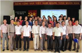 Các đại biểu tham dự hội thảo tổng kết kết quả triển khai và kế hoạch năm 2015 của chương trình Mũ bảo hiểm cho trẻ em do Johnson & Johnson tài trợ