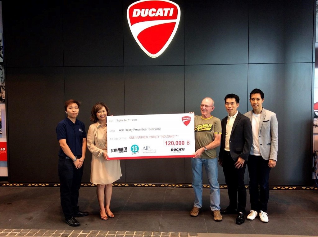 AIP Foundation receives a check for 120,000 THB from Ducati Thailand