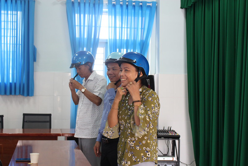 200 teachers and parents inspired to encourage children helmet use in Ho Chi Minh city through Safety Delivered